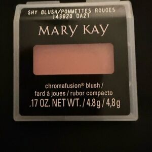 Mary Kay Chromafusion Blush in Shy Blush